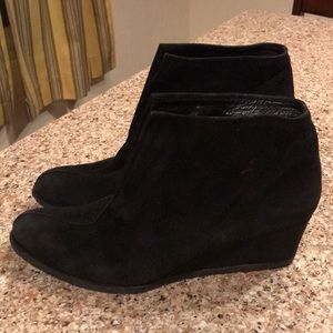 stuart weitzman wedge booties